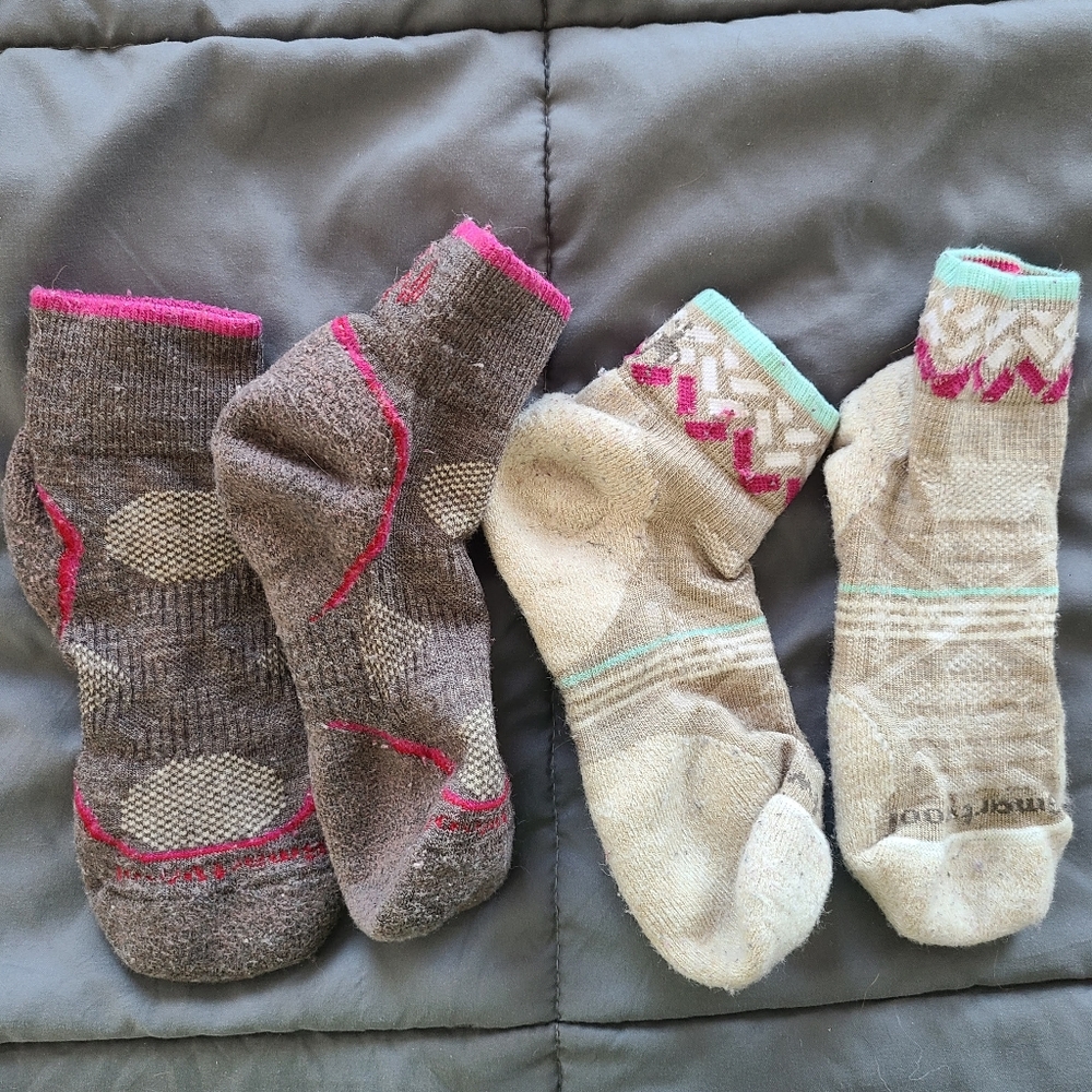 Two pairs of women's smartwool crew socks